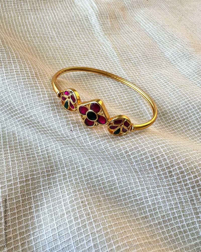 AJ-X17109 Statement Bangle