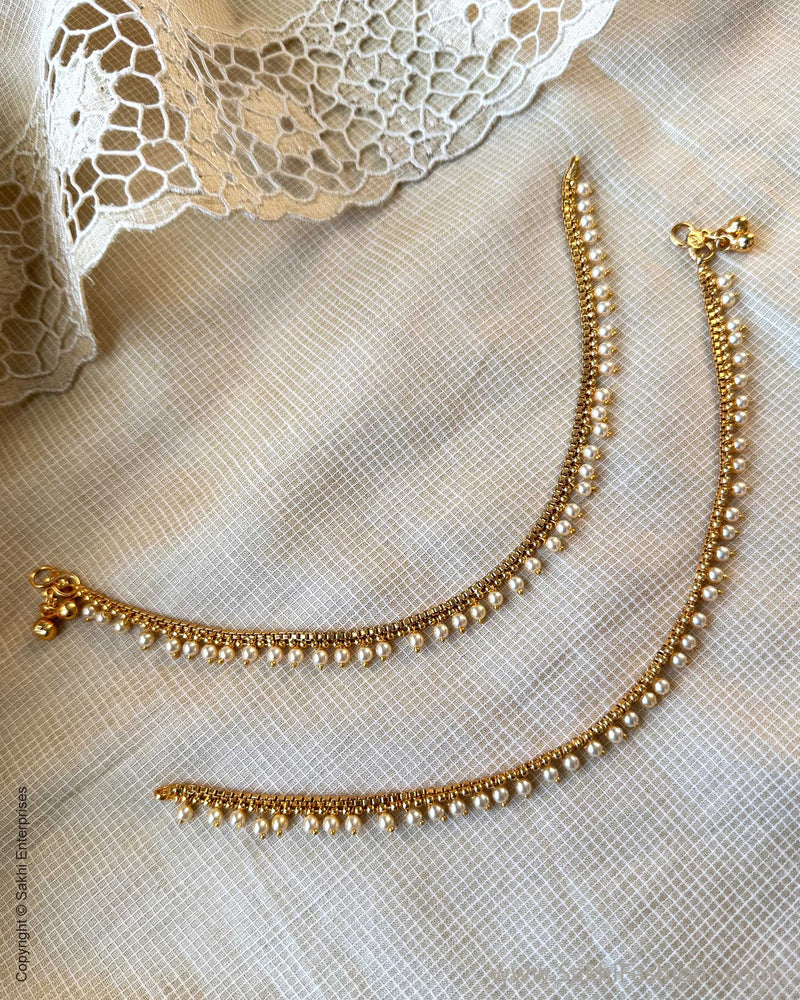 AJ-X17129 Pearls Payal Set