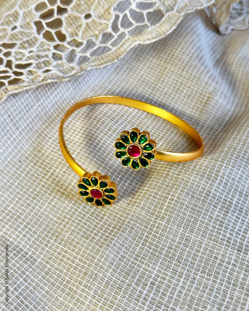 AJ-Y00375 Statement Kada