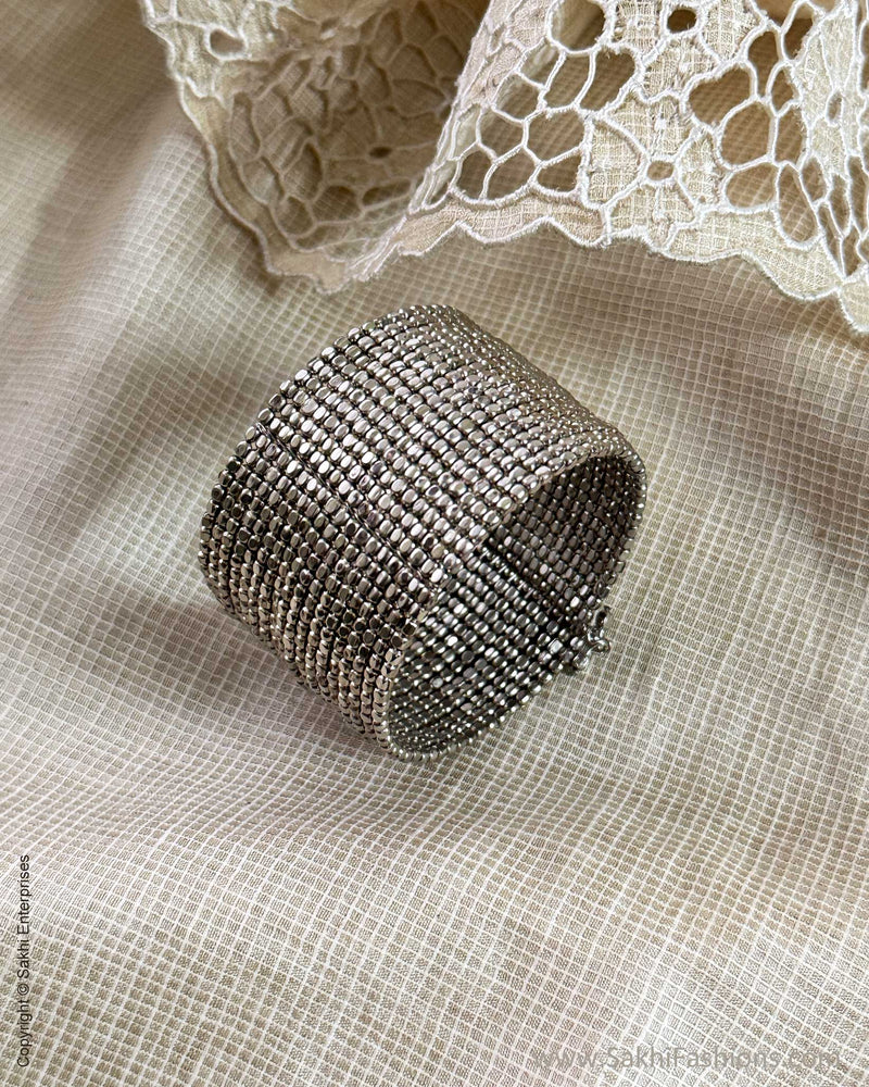 AJ-0071Silver Cuff