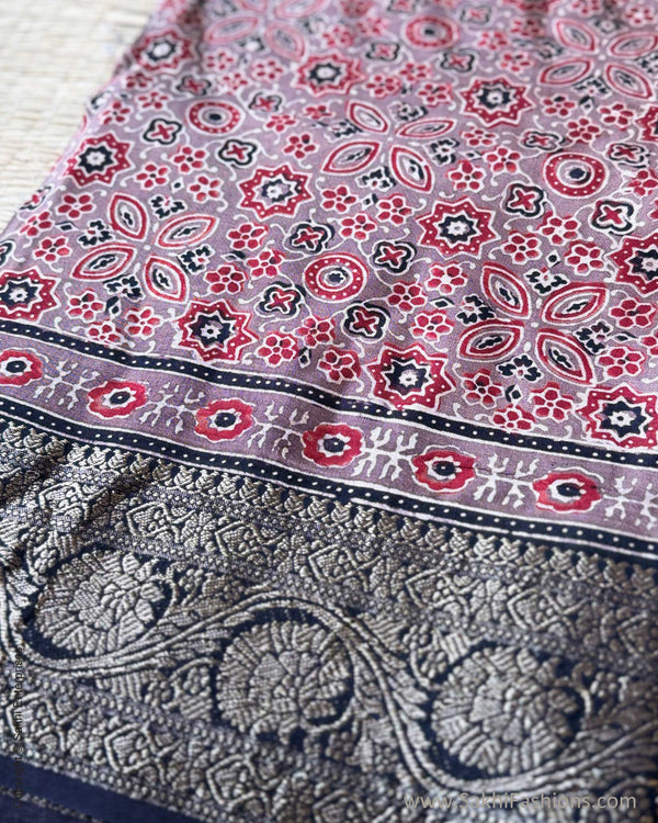 DP-Y01826 Gheva Ajrakh Saree