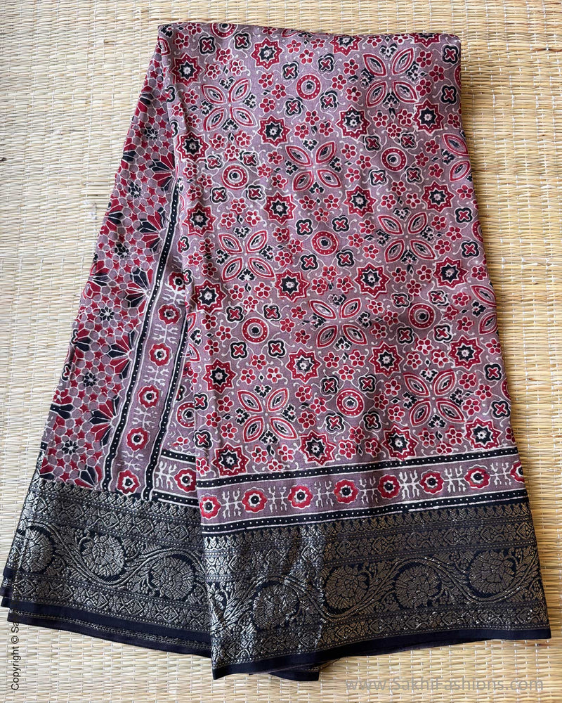 DP-Y01826 Gheva Ajrakh Saree