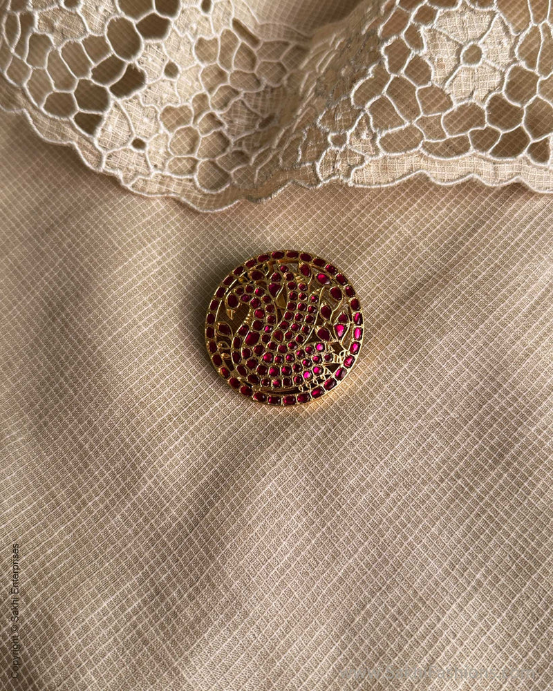 AJ-Y02239 Statement Pendant