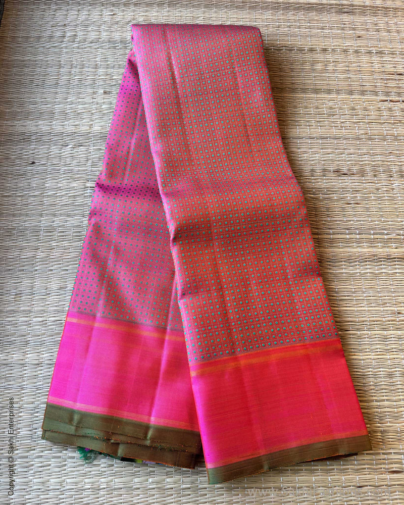 DP-X17598 Kanchi Thread Saree