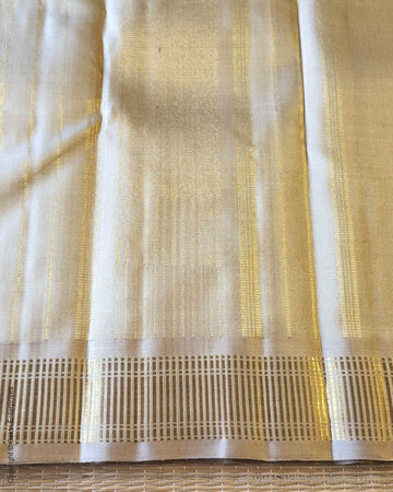 DP-Y04728 Cream Kanjeevaram
