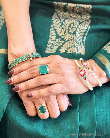 EE-Y04674 Green Rawsilk Sari