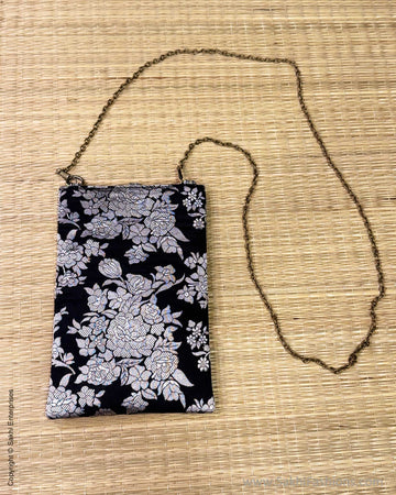 AC-Y06226 Black Mobile Pouch