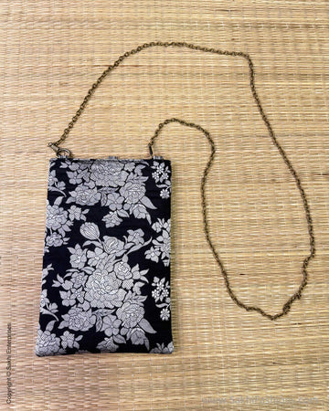 AC-Y06226 Black Mobile Pouch