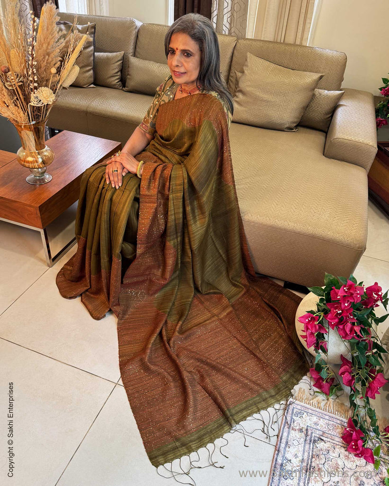 EE-Y05580 Green Seq Sari