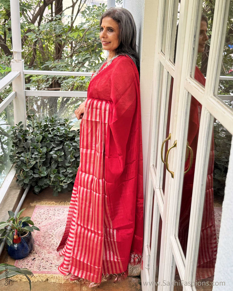 EE-Y04357 Red Silver Tissue Sari