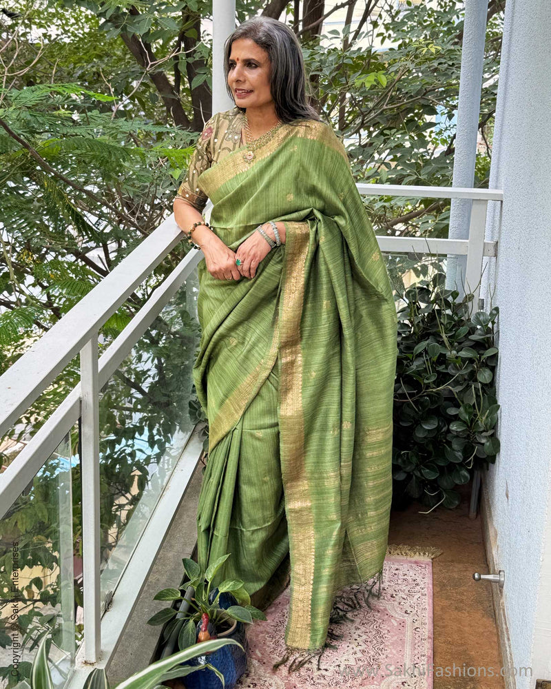 EE-Y05661 Matka Silk sari