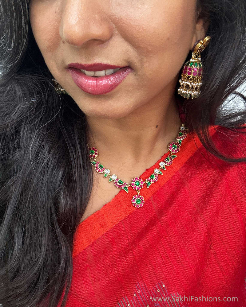 EE-Y05604 Red Seq Sari