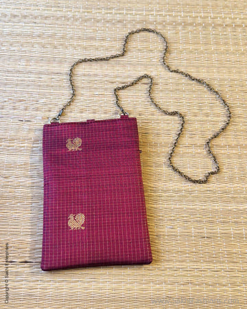 AC-Y06383 Kanchi Mobile Pouch