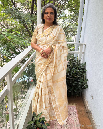 EE-Y05059 Cream Madurai Cotton Sari