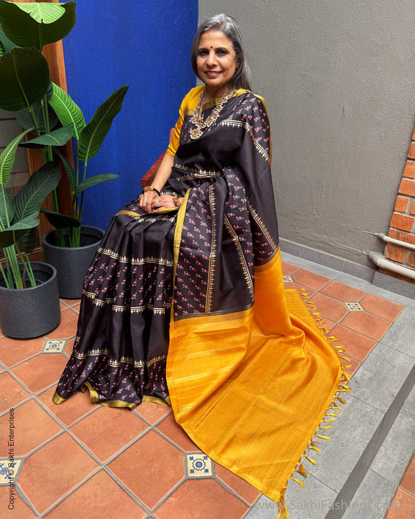 EE-Y07631 Black Floral Kanchi Sari