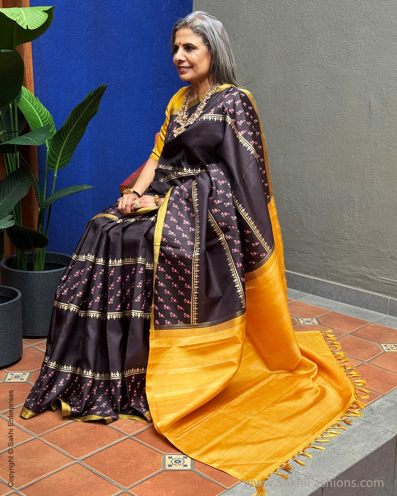 EE-Y07631 Black Floral Kanchi Sari