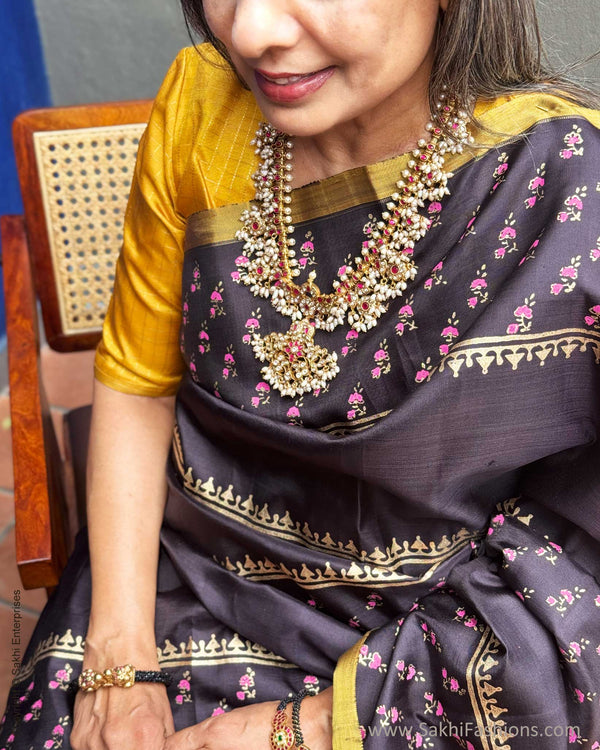 EE-Y07631 Black Floral Kanchi Sari