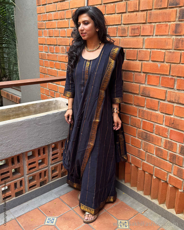 EE-Y06964 Black SariDress