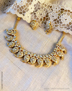 AJ-Y02922 White Mango Mala Set