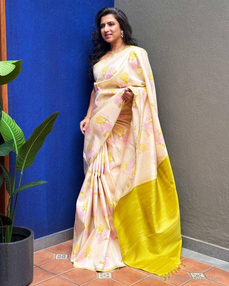 EE-Y06988 Floral Kanchi Silk Sari