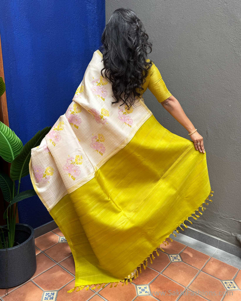 EE-Y06988 Floral Kanchi Silk Sari