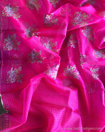 DP-Y07931 Pink Organza sari