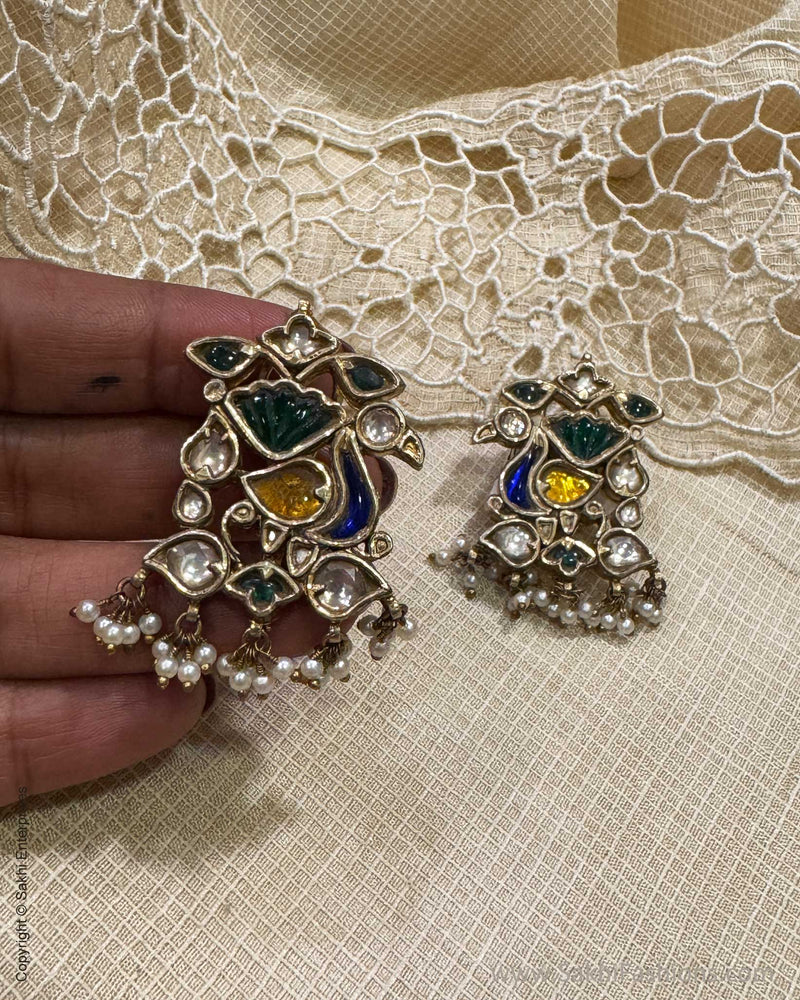 AS-Y08187 Statement Earring