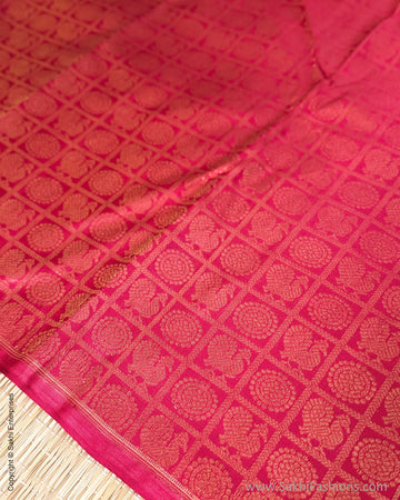 BL-Y10047 Red Kanchi Blouse