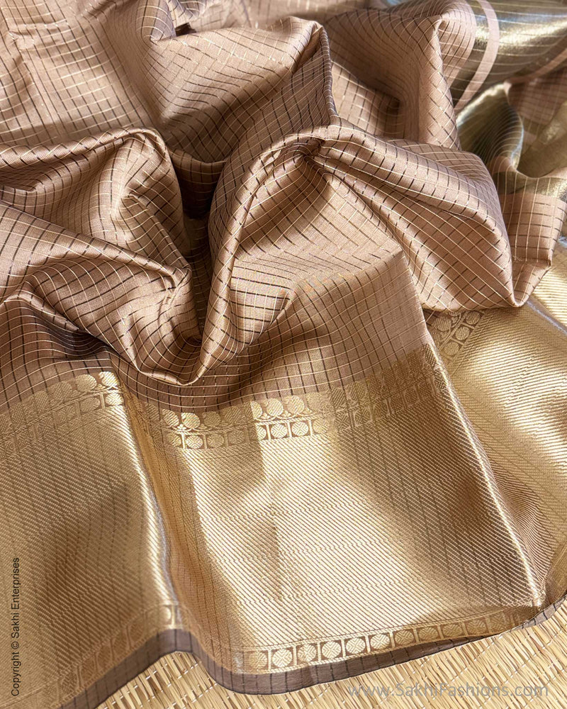 DP-Y09691 Beige Check Saree