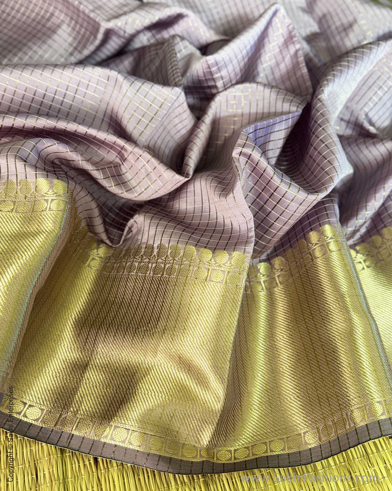 DP-Y09680 Lilac Check Saree