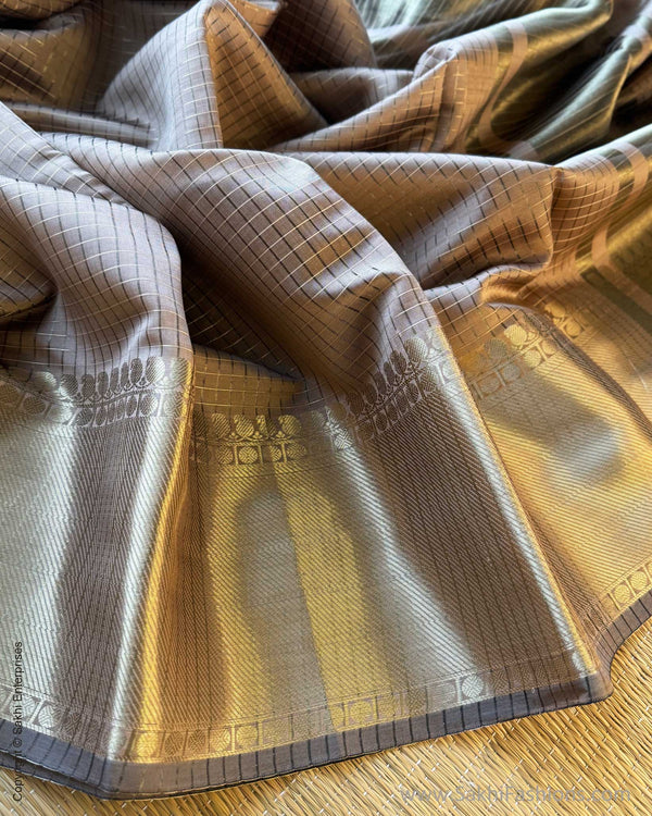 DP-Y09691 Beige Check Saree