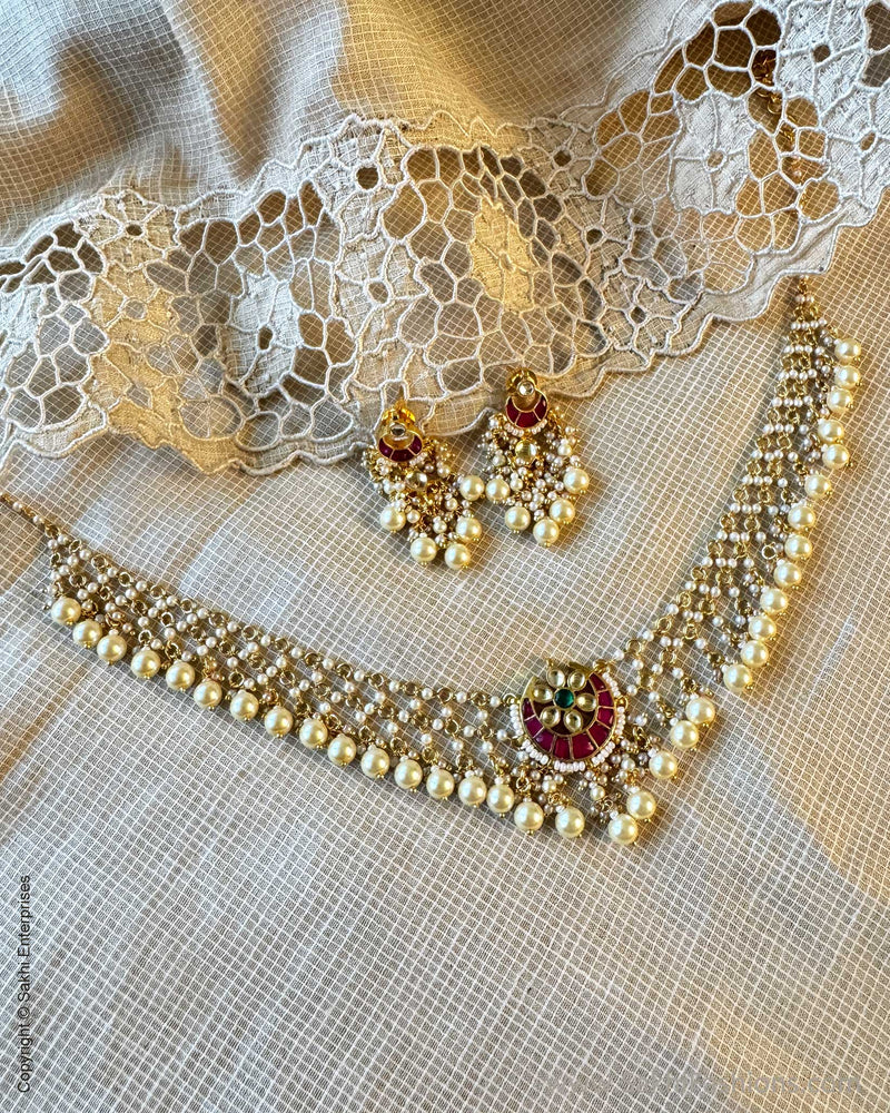 AJ-Y03542 Pearls Necklace Set