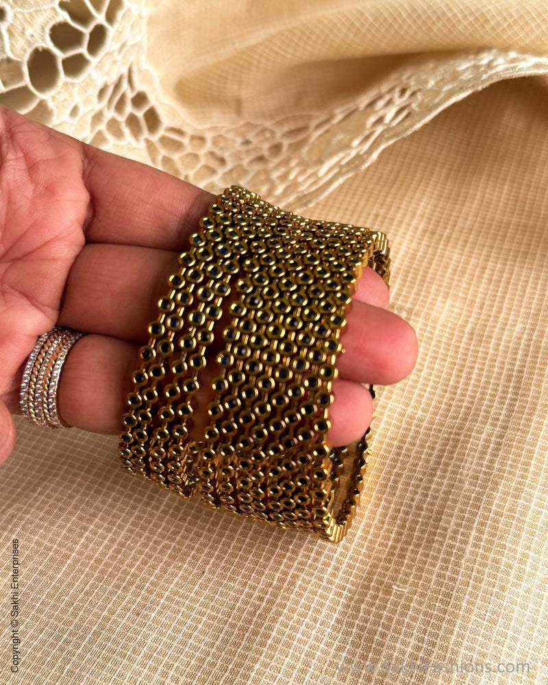 AJ-Y03555 Statement Bangles