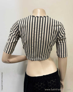 BL-X01646 Black & White Cotton Blouse
