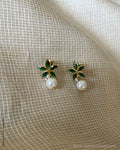 AG-W23727 Green stud earring