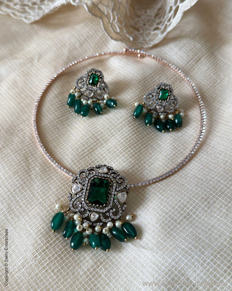 AJ-X31135 Green Diamante Pendant Set