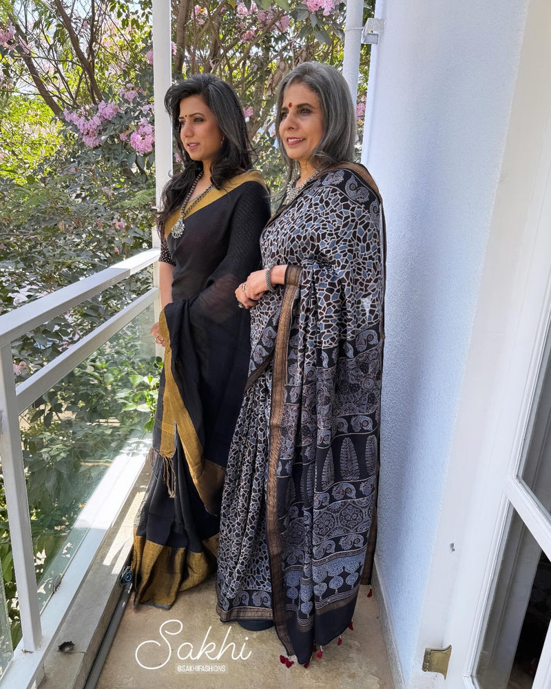EE-W16725 Black Linen Saree