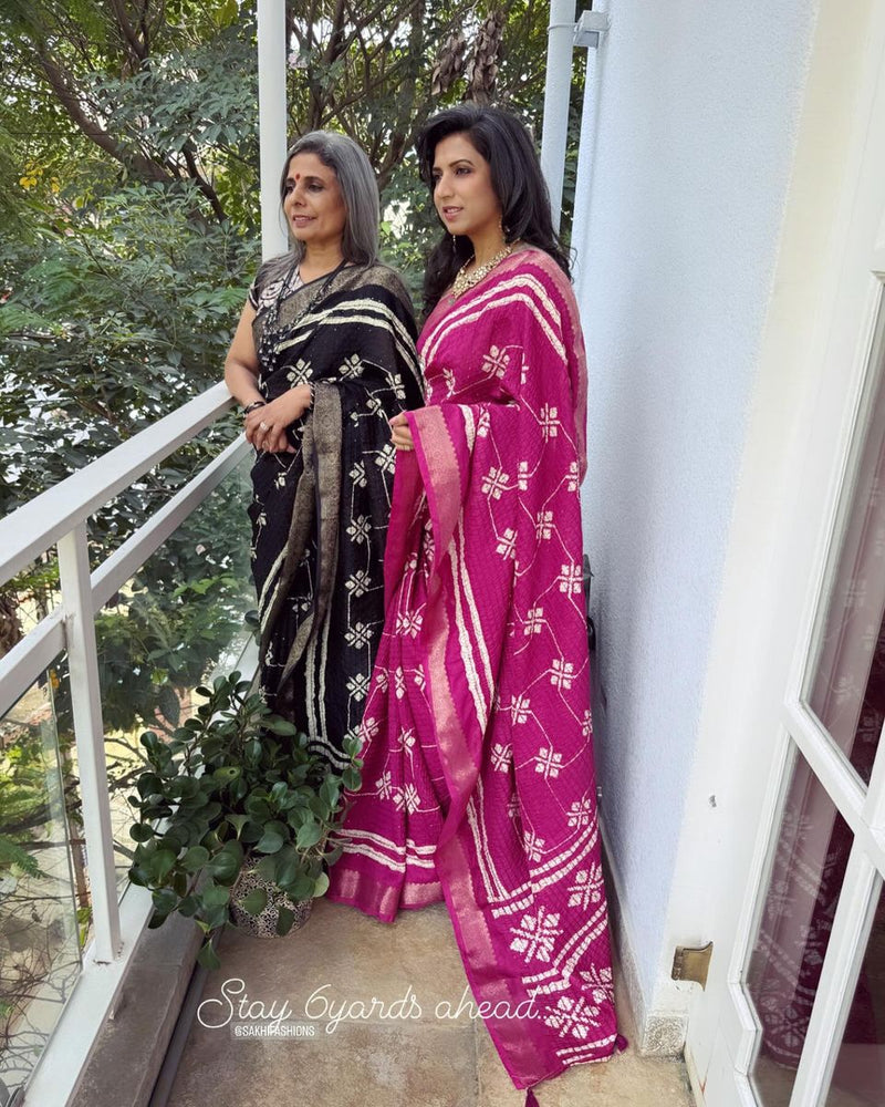 EE-W06353 Pink embroidered sari