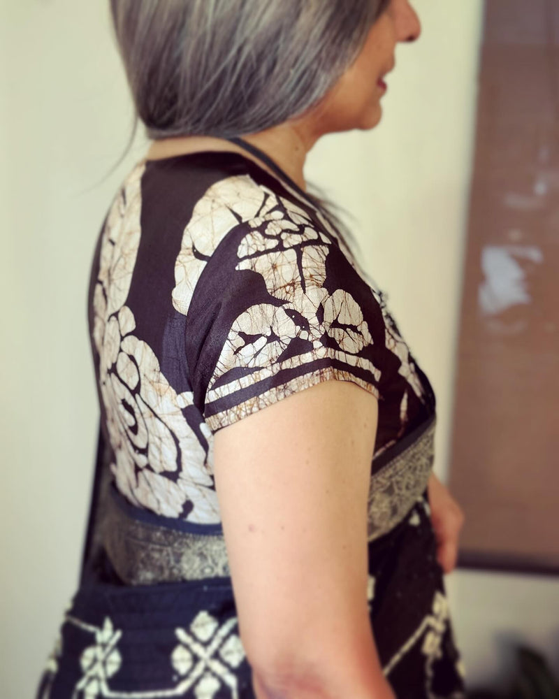 EE-W06354 Black embroidered sari