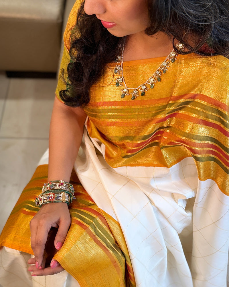 EE-X04803 Cream Kanjeevaarm silk sari