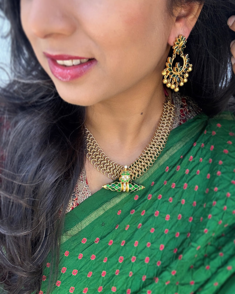 DP-X06744 Green Black Bandhini Kanchi