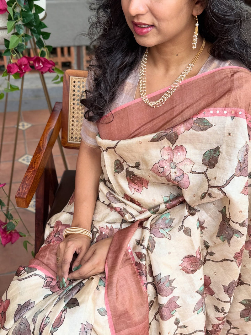 EE-Y09942 Peach Floral Tussar Sari