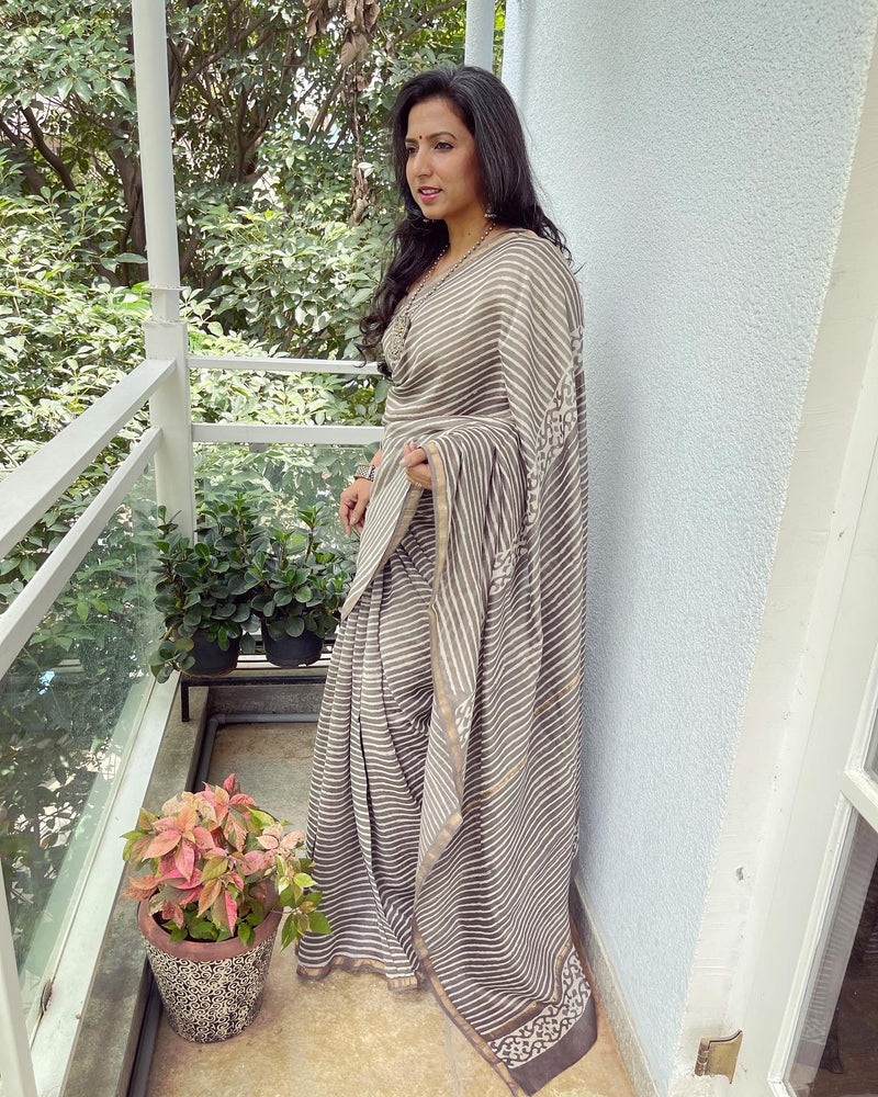 EE-W07341 Grey Chanderi Saree