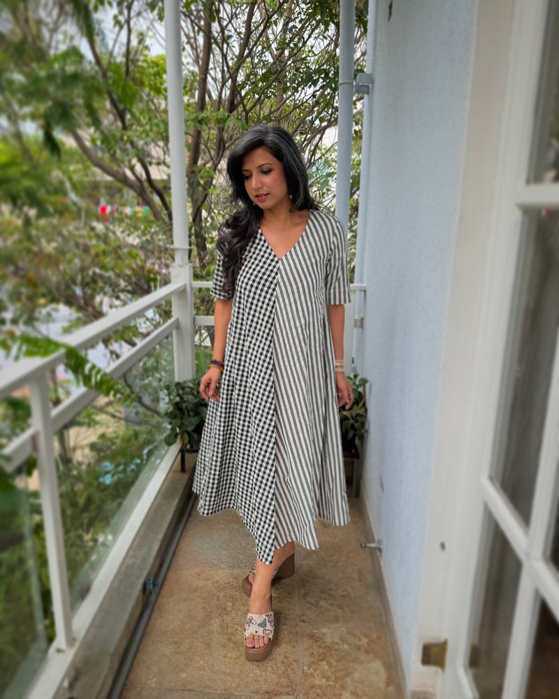 EE-X02022 Ikat Cotton Set