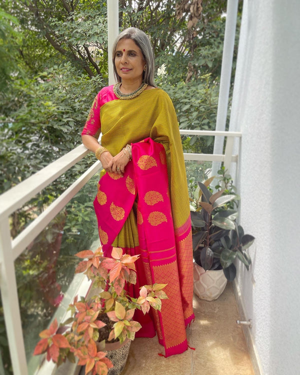 EE-W08280 Check Kanchi Pink Sari