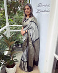 EE-W08221 Bandhini Black Grey