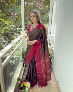 EE-W06079 Black Maroon Kanchi Sari