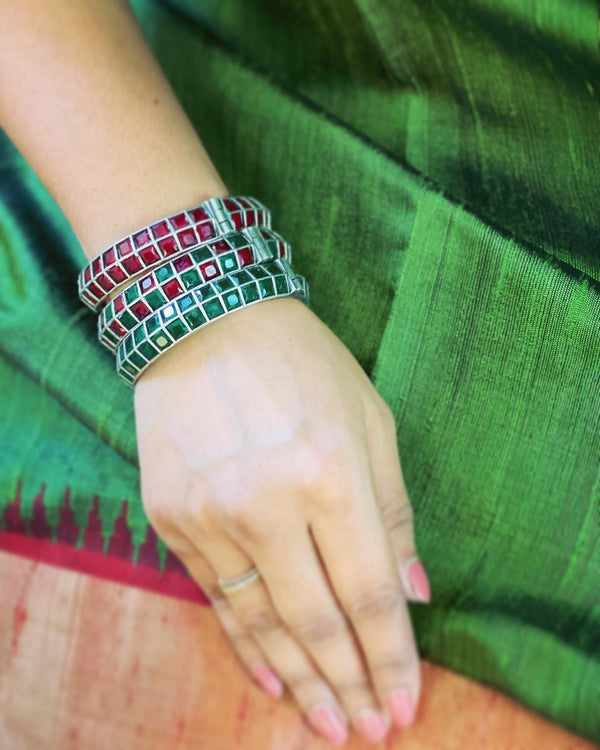 EE-W05403 Green rawsilk Saree