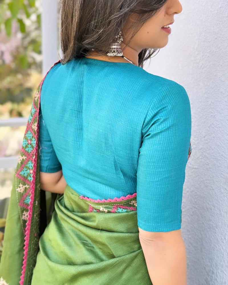 EE-W18829 Tussar silk Kutch Sari