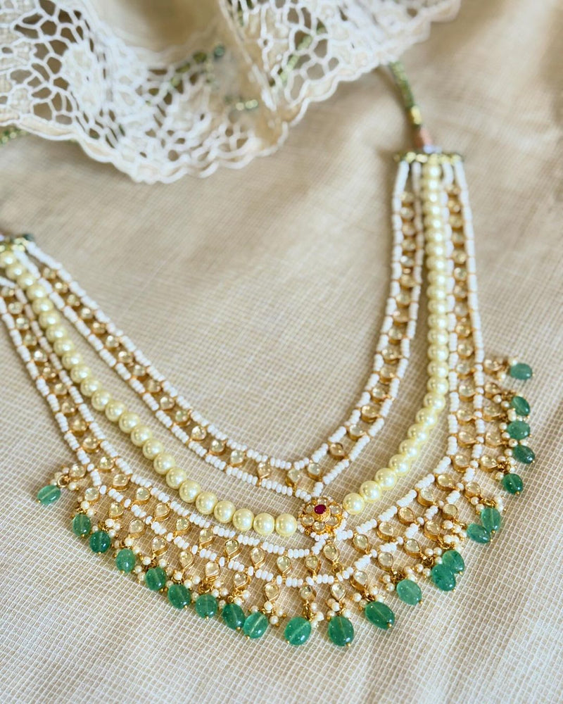 AJ-W18899 Pearls Necklace